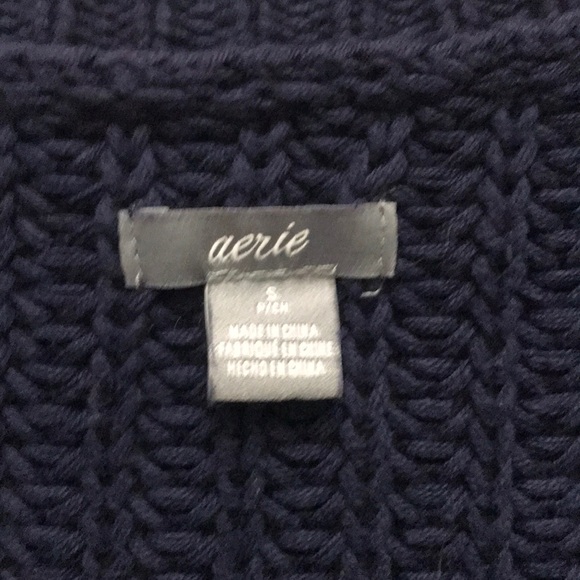 SOLD🤍 Aerie Scallop Hem Cropped Sweater 💙 - Picture 4 of 7